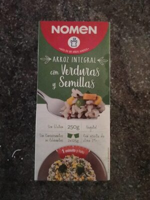 Foto de Arroz integral con verduras y semillas