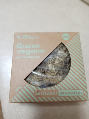 Foto de Queso vegano de almendras artesanal "provenzat"