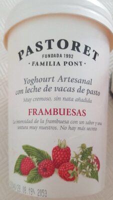 Foto de Yoghourt artesanal con leche de vacas de pasto
