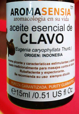 Foto de aceite esencial de clavo