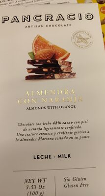 Foto de Almonds with orange