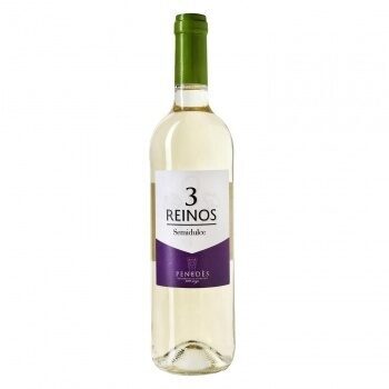 Foto de Vino do penedes blanco semidulce