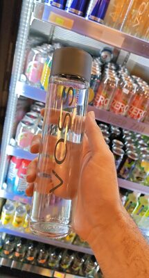 Foto de Sparkling artesian water 2yrs prod
