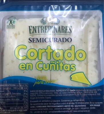 Foto de Queso semicurado cortado en cuñitas