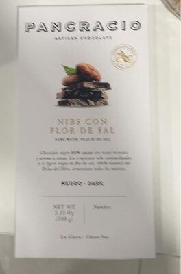 Foto de Nibs de hocolate negro con flor de sal