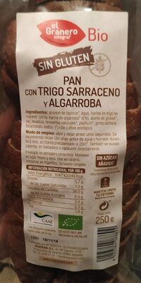 Foto de pan con trigo sarraceno y algarroba