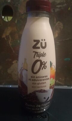 Foto de Zumo de frutas con leche de coco y cafe