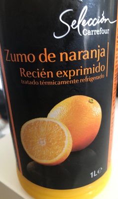 Foto de Jus d'orange fraîchement pressé traité thermiquement réfrigéré Avec pulpe
