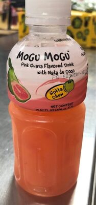 Foto de Pink Guava Flavored Drink With Nata De Coco