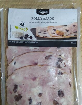 Foto de Pollo asado con queso de cabra y arándanos