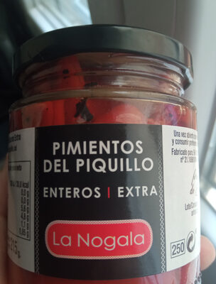 Foto de pimientos del piquillo enteros extra