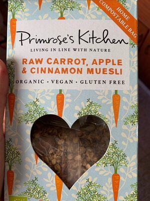 Foto de Raw carrot, apple & cinnamon muesli