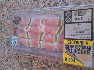 Foto de Brochetas marinadas con verduras