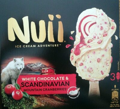 Foto de White chocolate & Scandinavian mountain cranberries