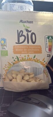 Foto de Almendras crudas repeladas