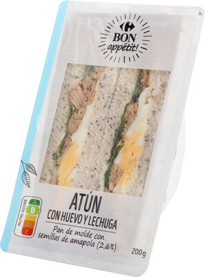 Foto de Sándwich atún con huevo y lechuga