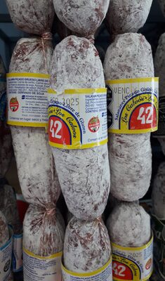 Foto de salami grueso los calvos