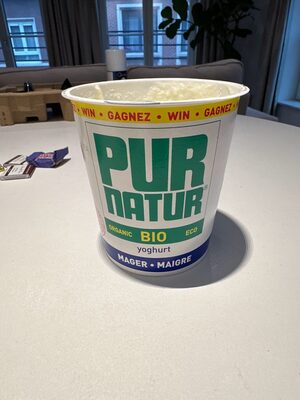Foto de Yogur natural desnatado ,m.g. ecológico