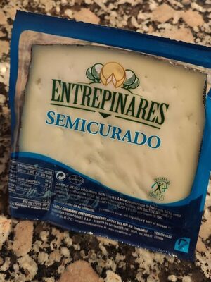 Foto de Queso semicurado Entre pinares