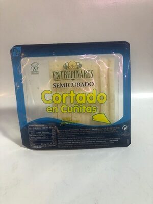 Foto de Semicurado cortado en cuñitas