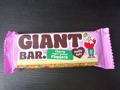 Foto de giant bar - cherry yogurt topped flapjack