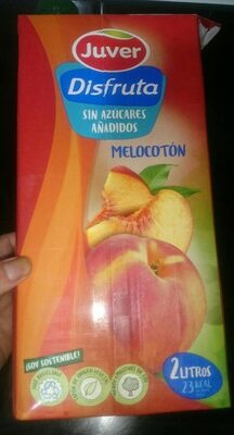 Foto de Juver disfruta melocotón