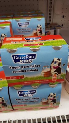 Foto de yogur para beber semidesnatado fresa