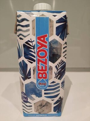 Foto de agua mineral natural Bezoya