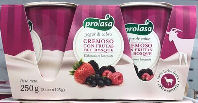 Foto de Yogur de cabra cremoso con frutas del bosque