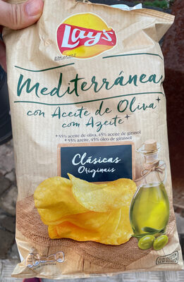 Foto de Patatas fritas mediterráneas con aceite de oliva