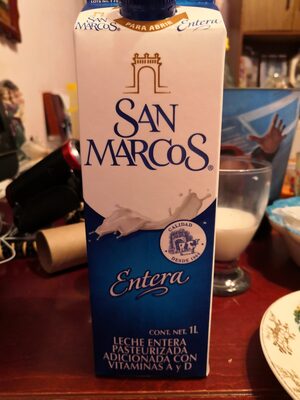 Foto de Leche entera San Marcos