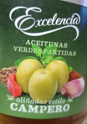 Foto de Aceitunas verdes partidas estilo campero