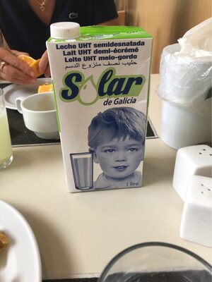 Foto de Leche UHT semidesnatada