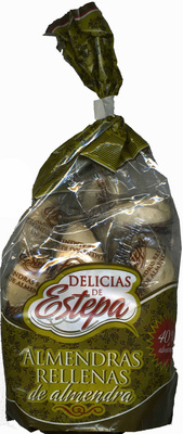 Foto de Almendras rellenas de almendra