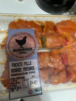 Foto de Pinchito de pollo adobado marinado brocheta