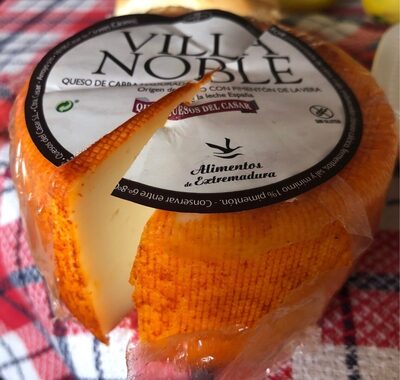 Foto de Queso de cabra madurado con pimentón de la vera