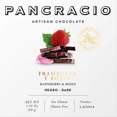 Foto de Chocolate negro con frambuesa y rosa