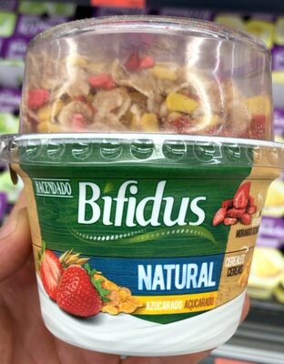 Foto de Bífidus natural azucadado con cereales y fresas