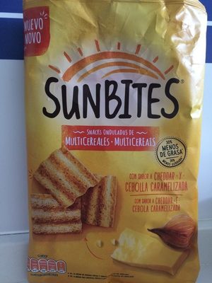 Foto de Snacks ondulados de multicereales con sabor a cheddar y cebolla caramelizada