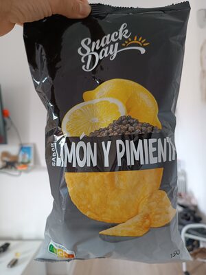 Foto de Patatas fritas sabor limón y pimienta