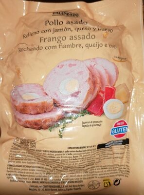 Foto de Pollo asado relleno con jamón, queso y huevo