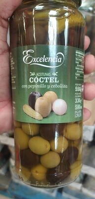Foto de Aceitunas coctel con pepinillo y cebollita