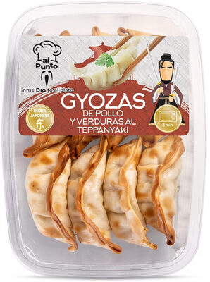 Foto de Gyozas rellenas de pollo y verduras