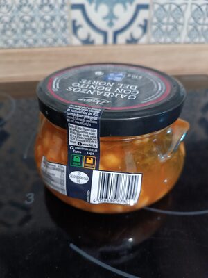 Foto de Garbanzos con bonito del norte
