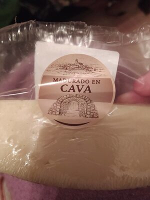 Foto de Queso de vaca, oveja y cabra madurado en cava