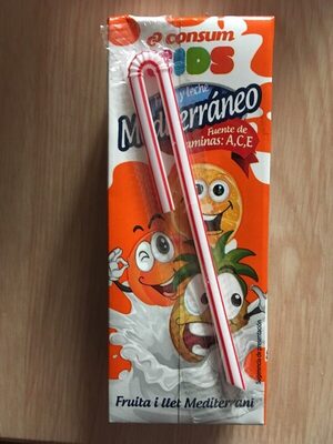 Foto de Fruta y leche mediterráneo kids