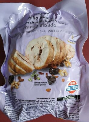 Foto de Pollo asado relleno con ciruelas, pasas y nueces