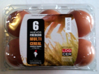 Foto de Huevos frescos multi cereal