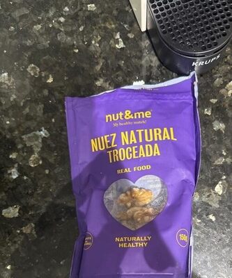 Foto de Nuez natural troceada