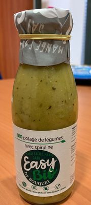 Foto de Bio potage de légume avec spiruline